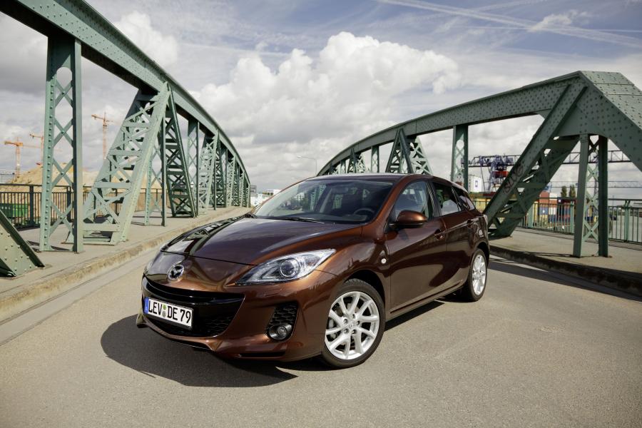  Mazda3 Hatchback 2011 года  (фото 28 из 57)